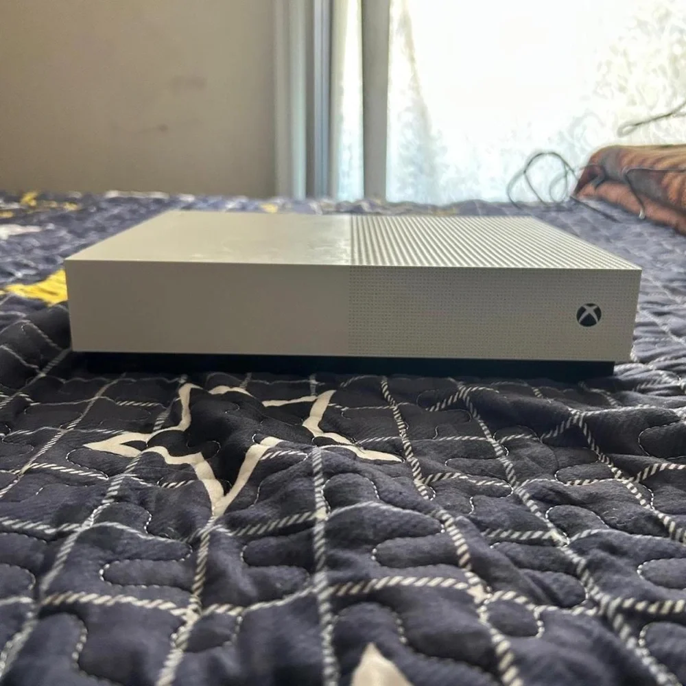 White Xbox Console